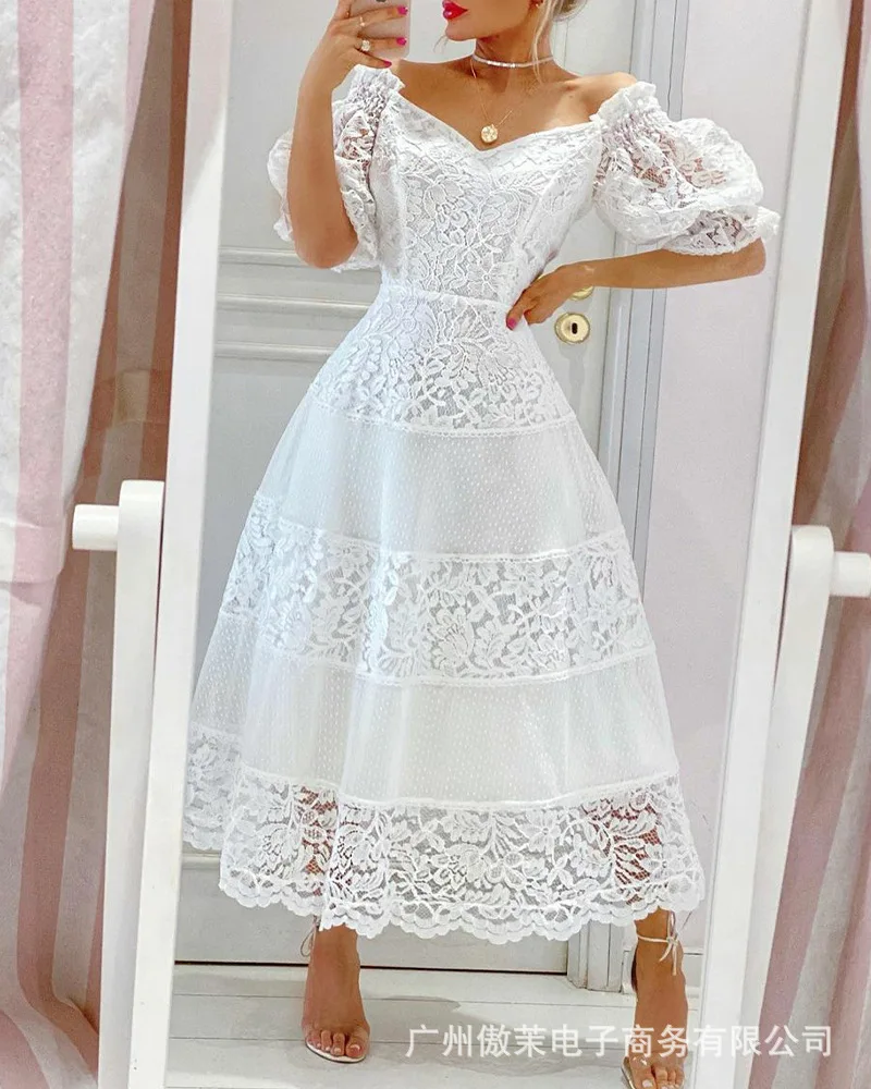 

2022 spring new women's v-neck lace stitching big dress