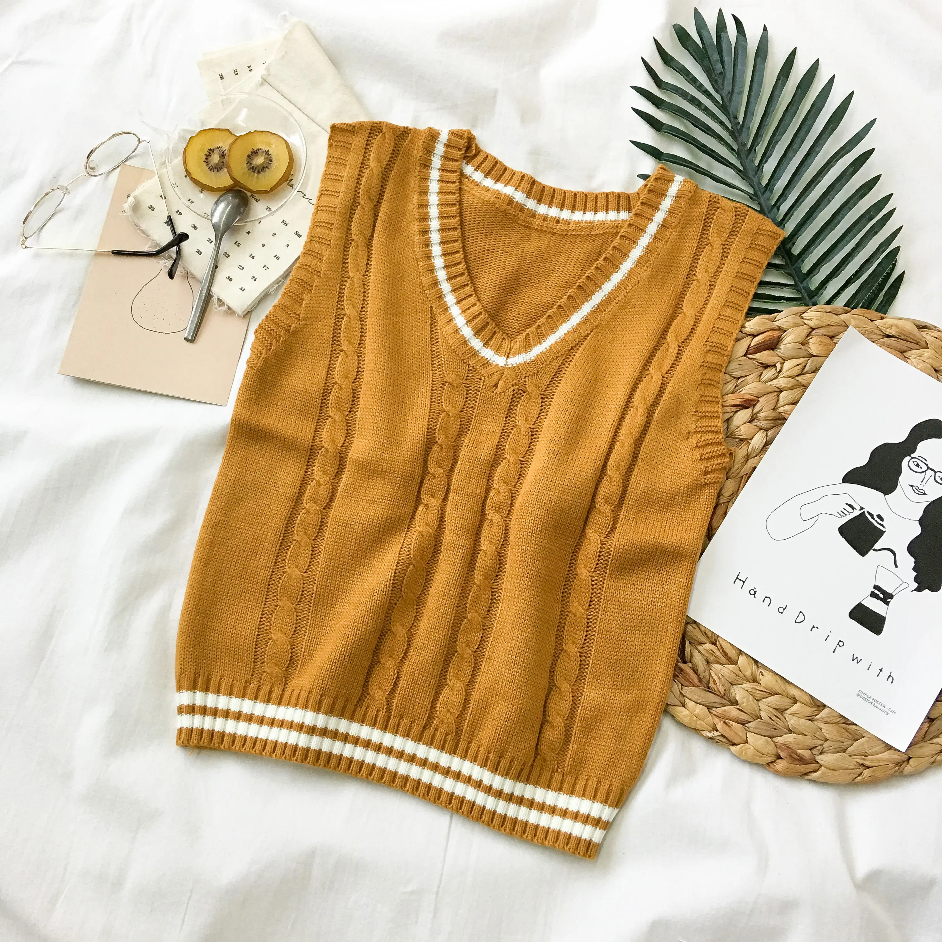 Женский полосатый жилет без рукавов контрастных цветов в Корейском стиле весна