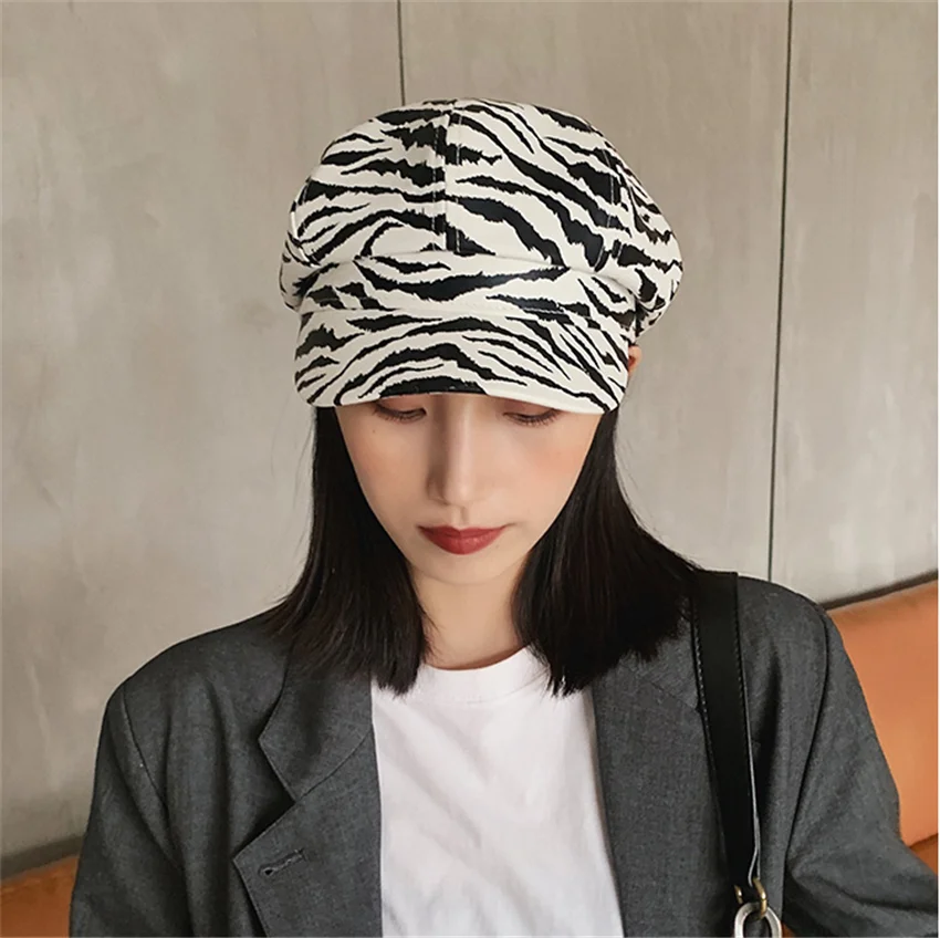

Beret Caps Women Casual boina PU Leather Zebra Print Octagonal Hat Fashion Designer Korean Newsboy Cap Spring Fall Artist Hats
