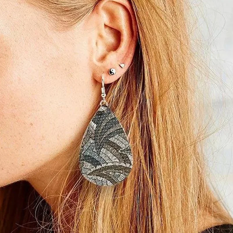 

Pendant Earrings Jewelry Drop Shape Women's Leather Earrings Leaf Earrings 2021 3.7*7.8cm New 1pair 6 Styles