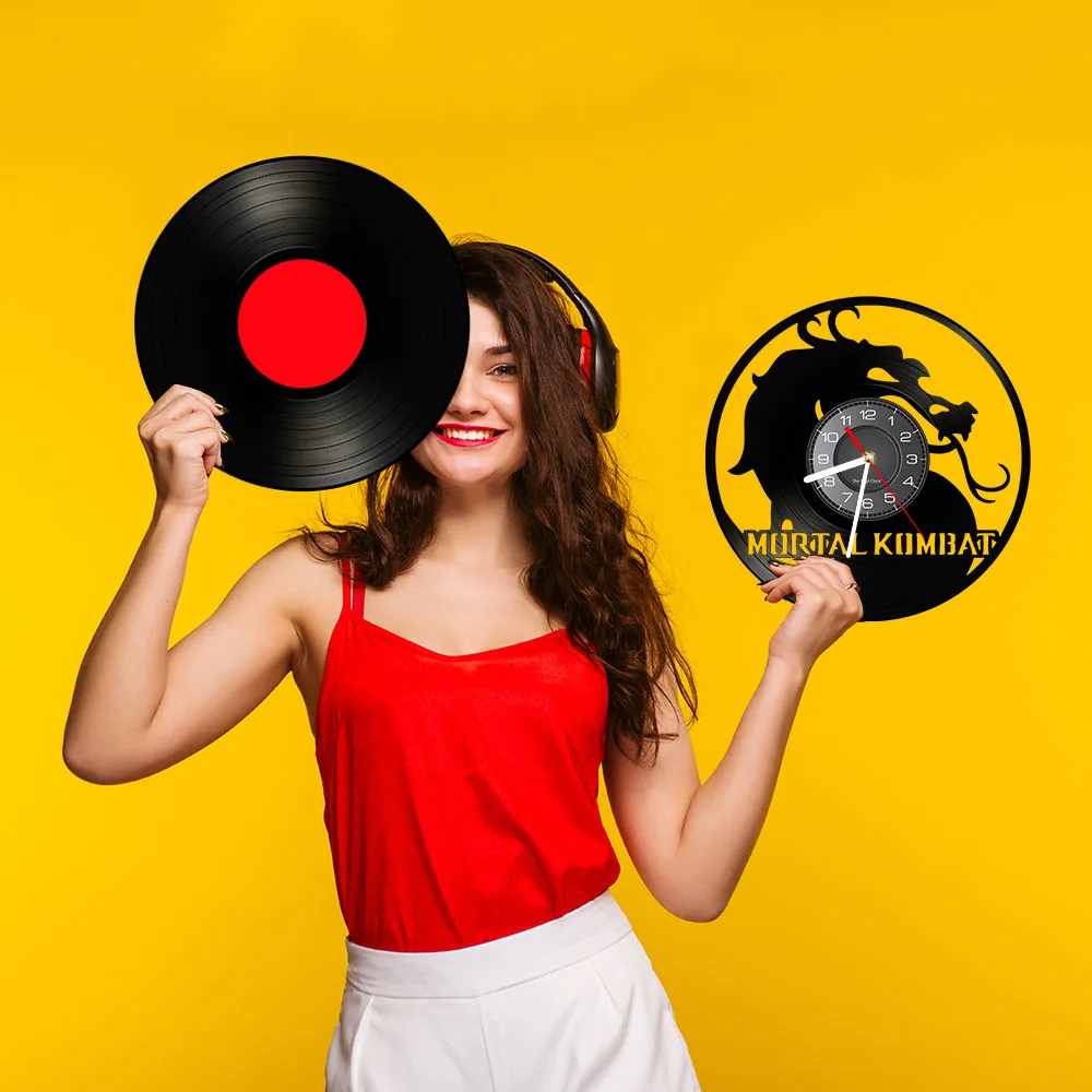 

Evil Dragon Mythical Creature Modern Wall Clock Magic Fantasy Home Decor Vinyl Record Legend Vintage Music Handicraft Artwork