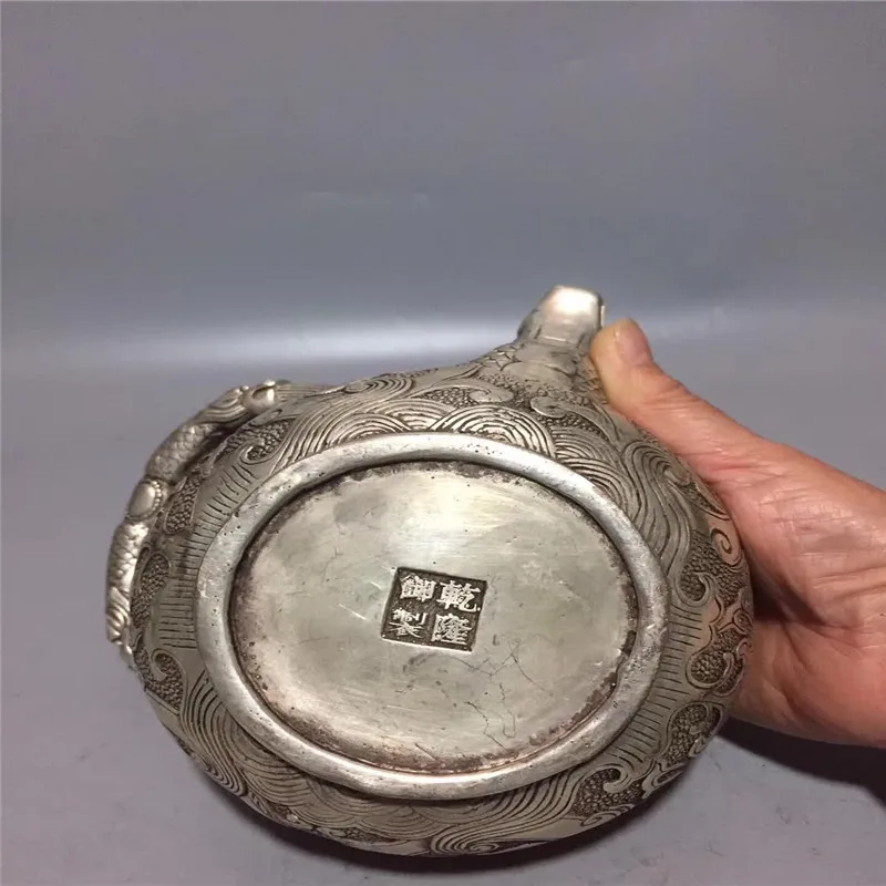 

Tibetan Silver Dragon Tiger Teapot Water Pot Auspicious Animal Statue Bronze Geomancy Decoration