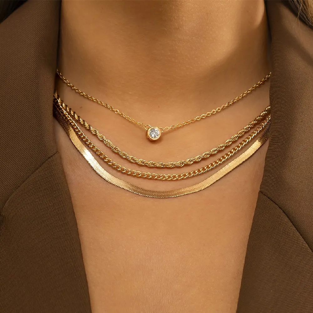 

4Pcs Gothic Multi Layered Snake Chain Twist chain Choker Necklace for Women Fashion Crystal Pendant Necklace Grunge Jewelry 2022