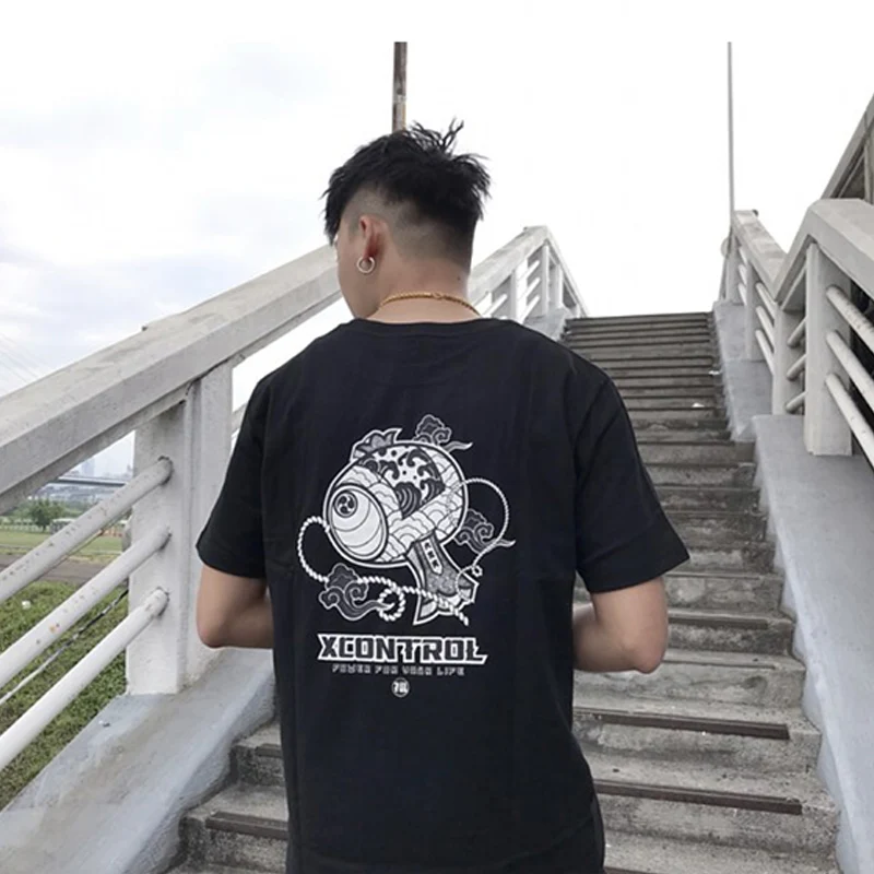 

2021 comic print plus size men's and women's hip-hop cotton t-shirt O-neck summer Japanese men and women casual short-sleeved fa