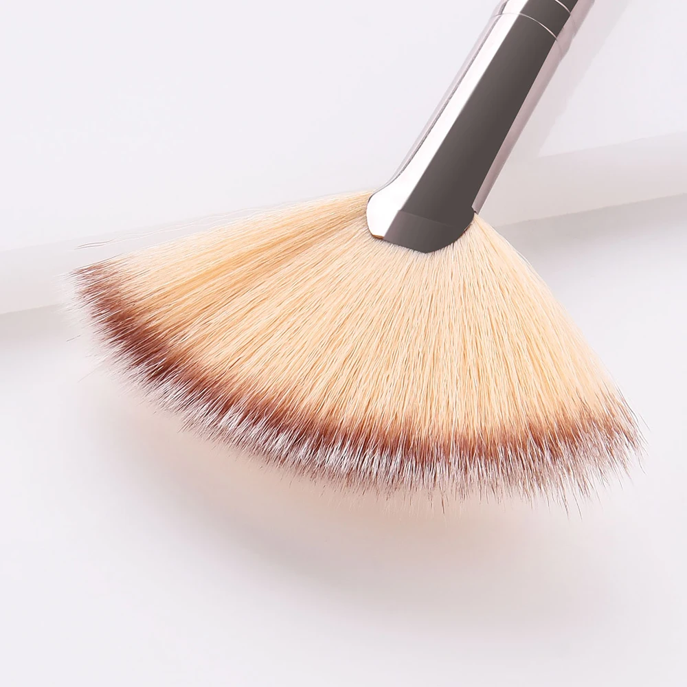 

BANFI Fan-shaped Single Makeup Brush Powder Foundation Cosmetic High Quality Wooden Handle Beauty Make Up Tools