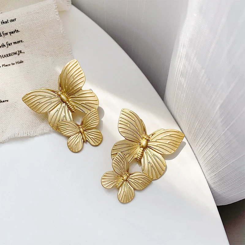 Женские серьги с бабочками Двойные из сплава корейский стиль подарочные