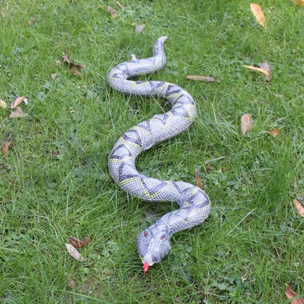 

2pcs PVC Inflatable Simulation Boa Prank Snake Trick Scary