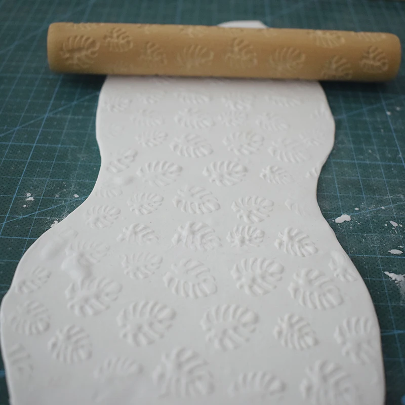 

New Pottery tools Wood Rolling pin lace flower trim/leaf/Christmas Tree Deer Texture polymer clay tools and supplies Tiny Roller