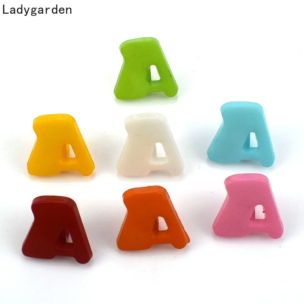 100 шт. 14 мм в партии пластиковые пуговицы с надписями Детские швейные поделки для