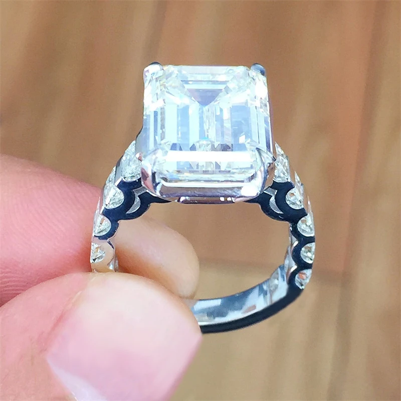 

Женское Обручальное кольцо с фианитом, с кристаллами