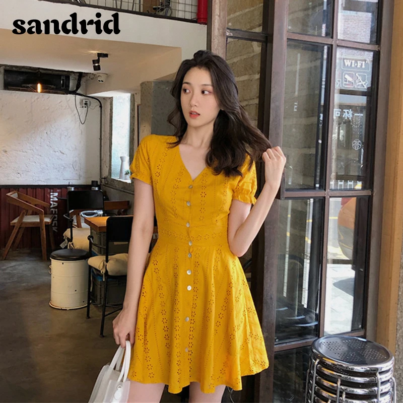 Женское хлопковое платье с вышивкой sandrid желтое повседневное мини коротким