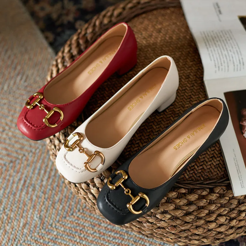 

Женские и женские туфли, новинка, осенняя модная повседневная обувь с квадратным носком и закрытым носком для бега, Классические вечерние т...