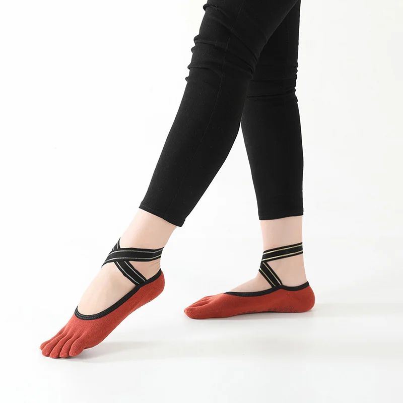 

Women Cotton Yoga Socks Professional Non-slip Sports Socks Bandage Sports Girls Ballet Dance Socks for 35-40 yards