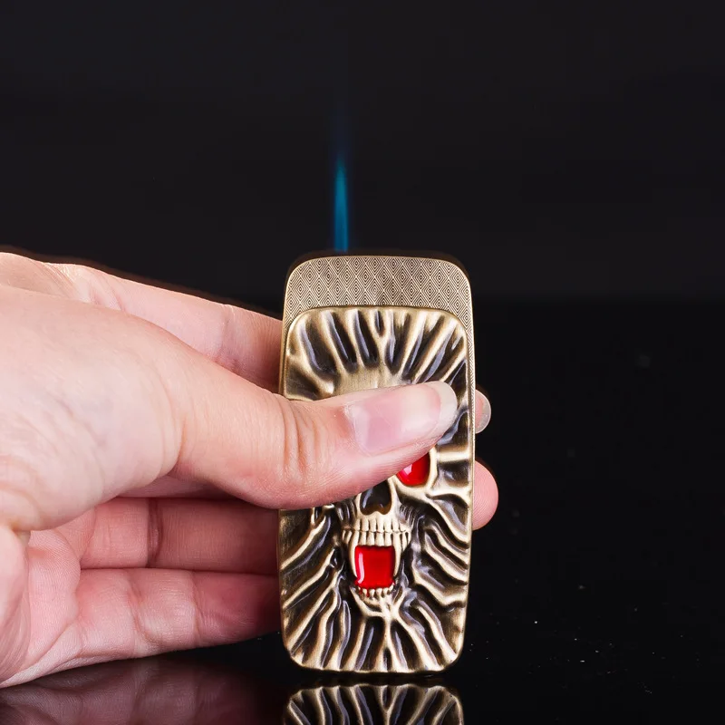 Ветрозащитная зажигалка надувная Бутановая газовая зажигалки в форме черепа с