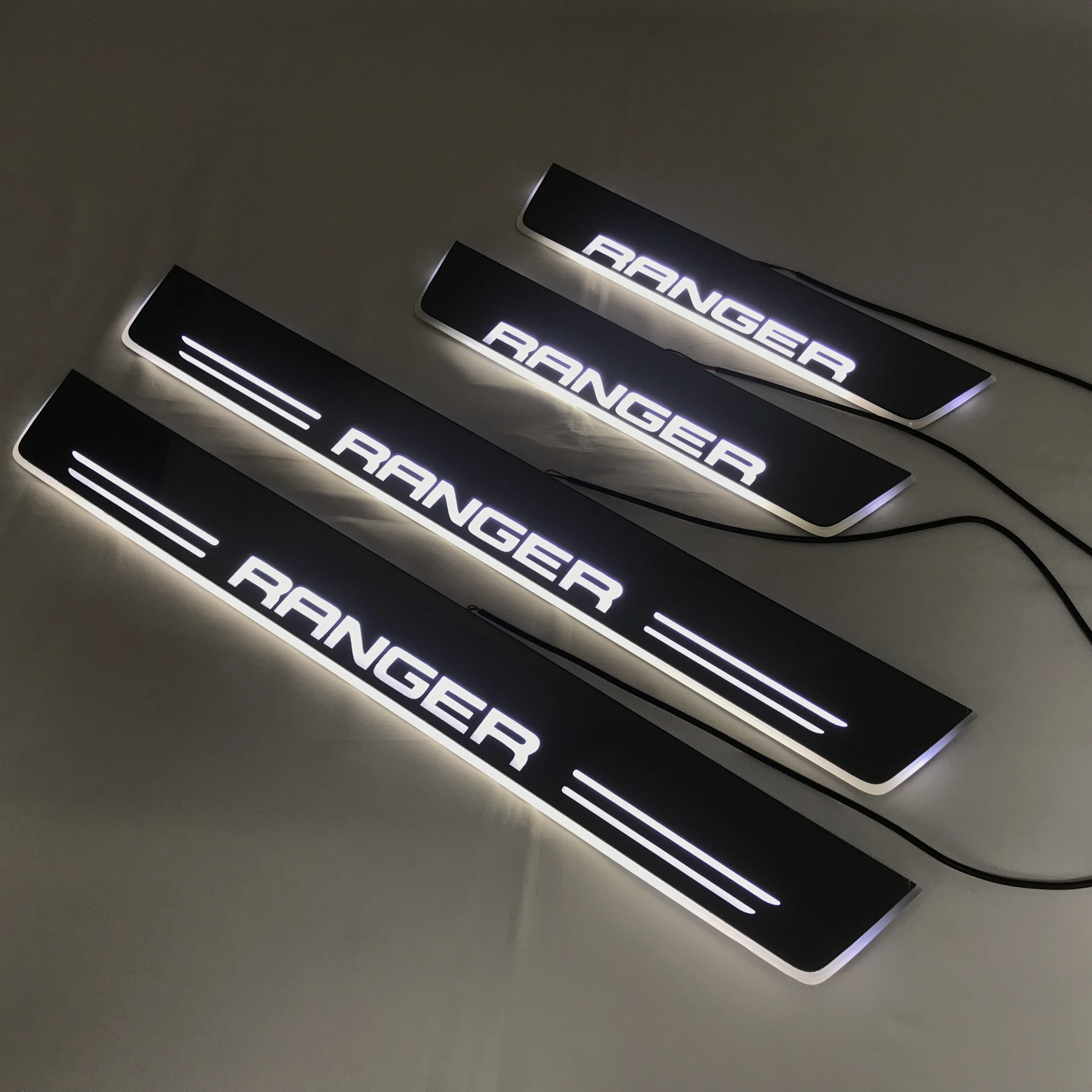 

RQXR led moving door scuff for Ford ranger dynamic door sill plate flat lining overlay flow/fixed light, 4pcs