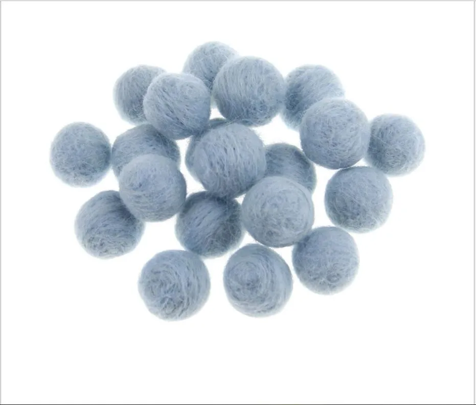 Light Blue 10 шт. 2 см красочный шарик из шерстяного войлока DIY ремесло фетровые Шары поставки для детей лента для волос одежда ремесло аксессуары брошь украшения - Цвет: Light Blue