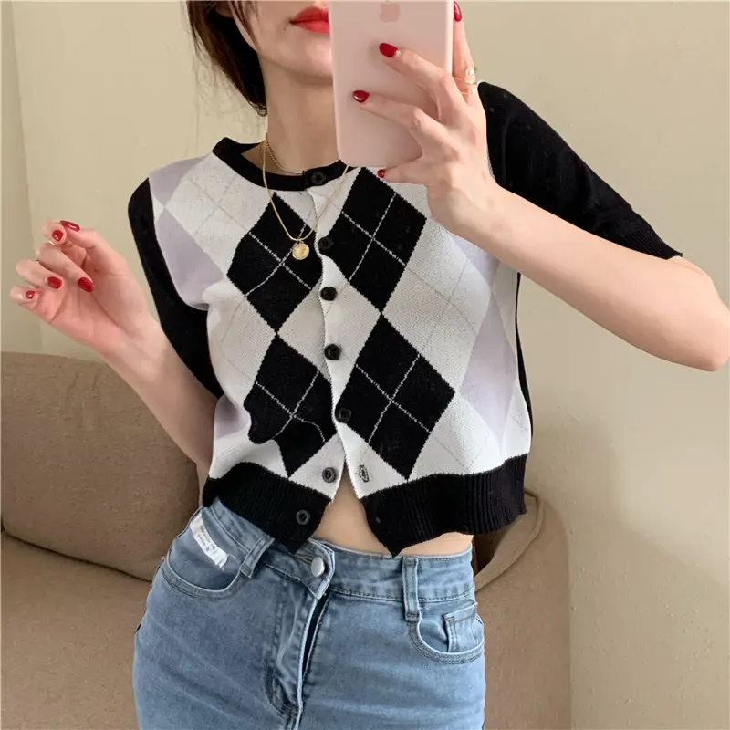 

Make firm offers joker diamond lattice of England bump color restoring ancient ways single-breasted show thin sweater cardigan j