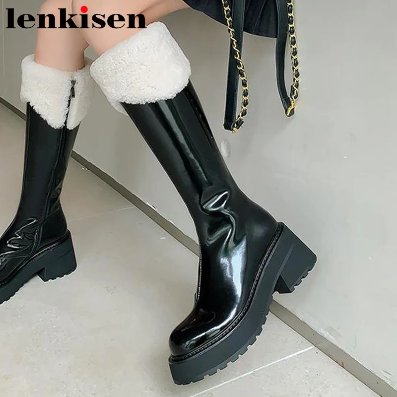 

Зимние теплые сапоги Lenkisen из натуральной кожи, с круглым носком, на толстой подошве, высокие сапоги до бедра в стиле преппи с овечьим мехом, ...