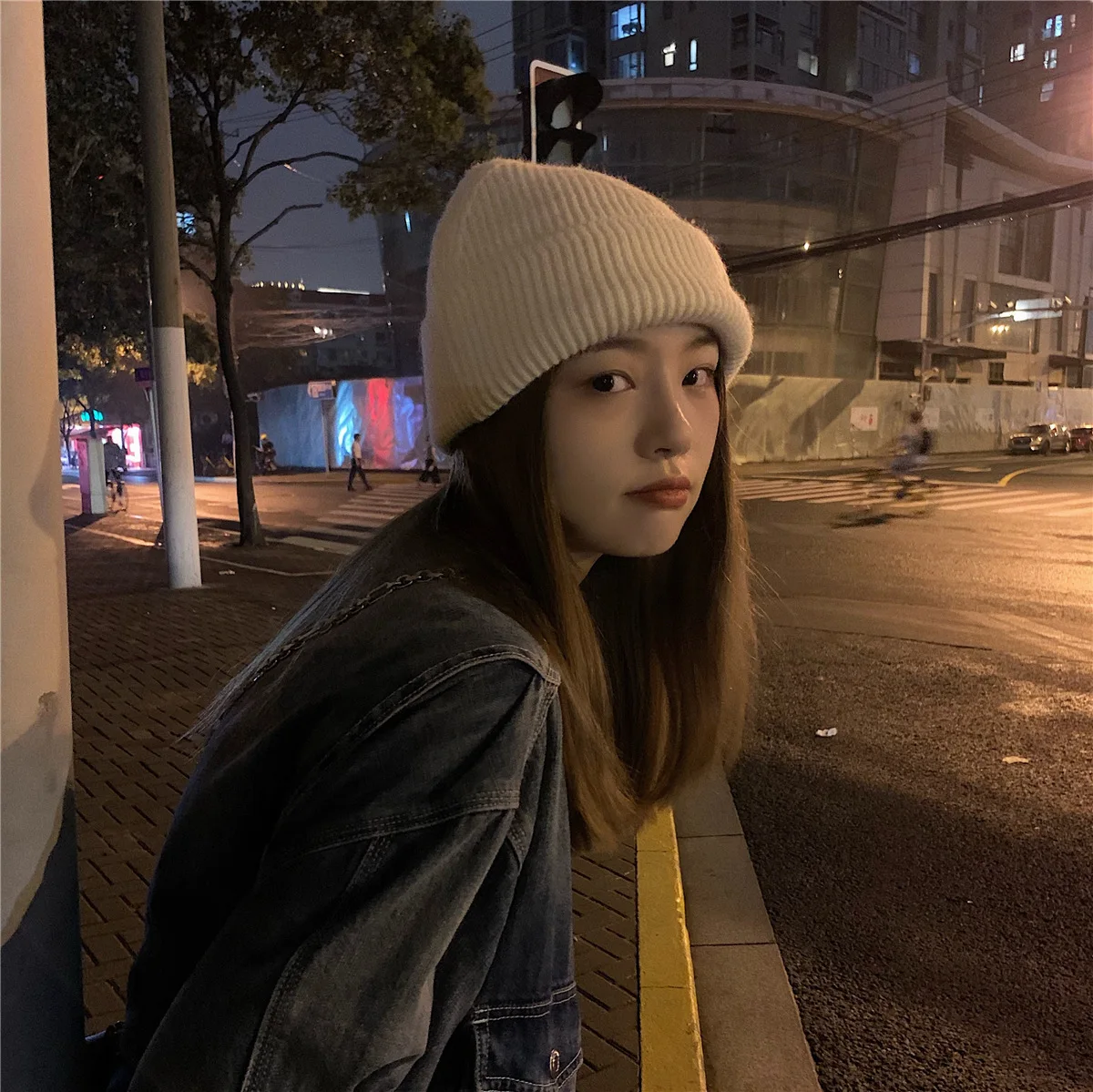 

Маленькая теплая шерстяная шапка в японском стиле с ушками для лица в Корейском стиле для мужчин и женщин универсальная осень-зима