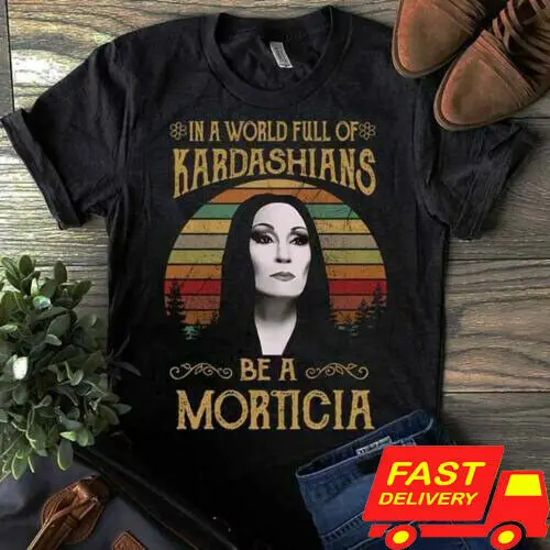 Мужская черная футболка Morticia adдамс в мире полная кадаршианами Новое поступление
