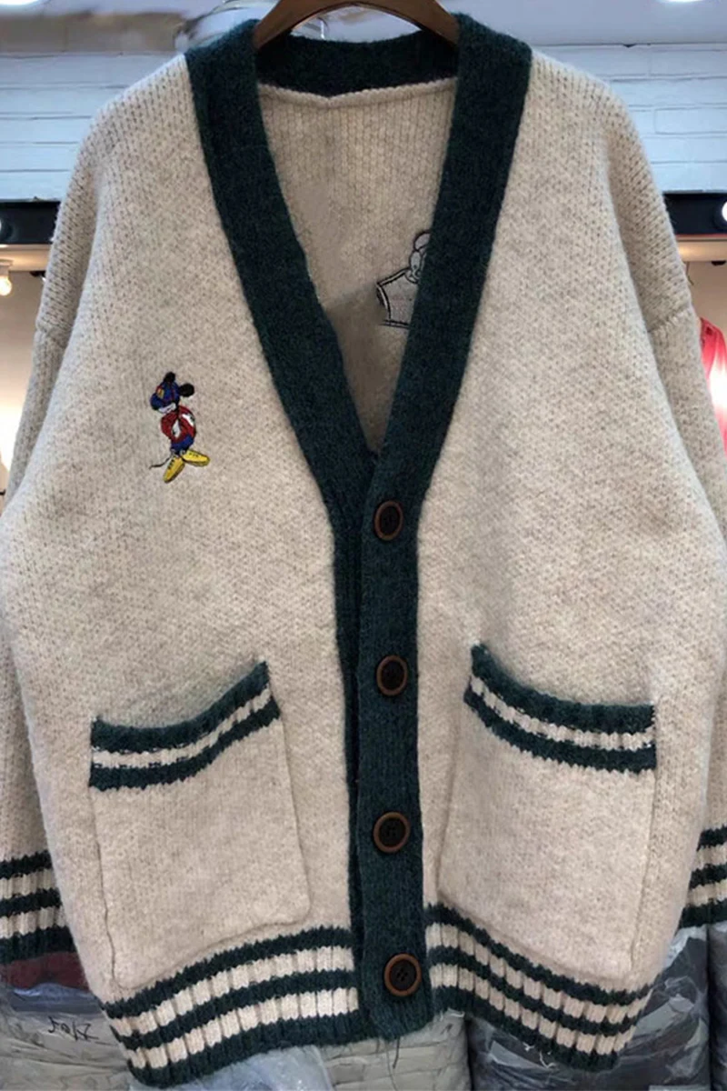 

Lanlin college wind hit V-neck Knitted Top 2020 new French style long sleeve cartoon with cardigan