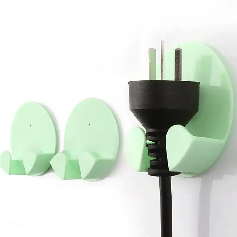 

2pcs Practical Gum Hooks Plug Hooks for Household Usage Colors Random