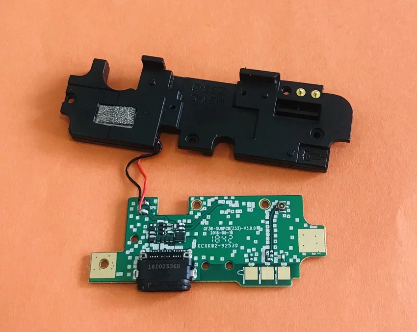 

Used Original USB Plug Charge Board+Loud speaker For HOMTOM ZOJI Z33 MT6739 Free shipping