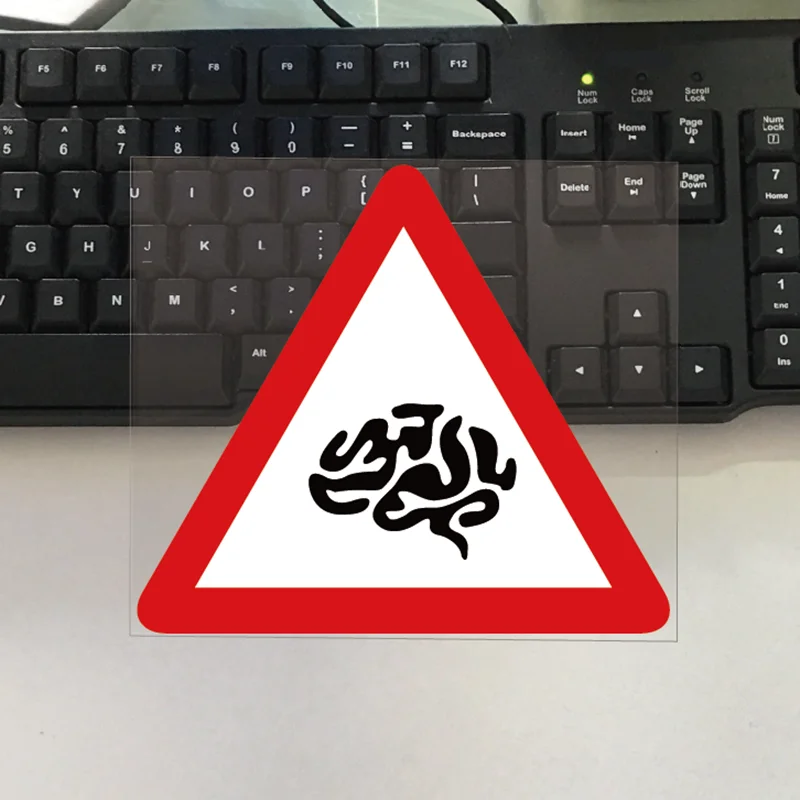 Треугольная наклейка с напоминанием о мозге, водонепроницаемая Светоотражающая Автомобильная наклейка 17 см x 15 см