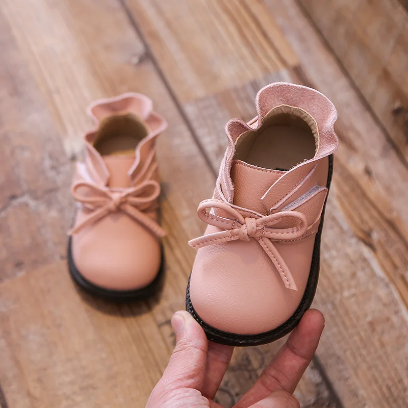 

Kids Leather Shoes Autumn Winter Girl Boots Warm Snow Boots Little Girl Shoes First Walkers Toddler Shoes SOH014