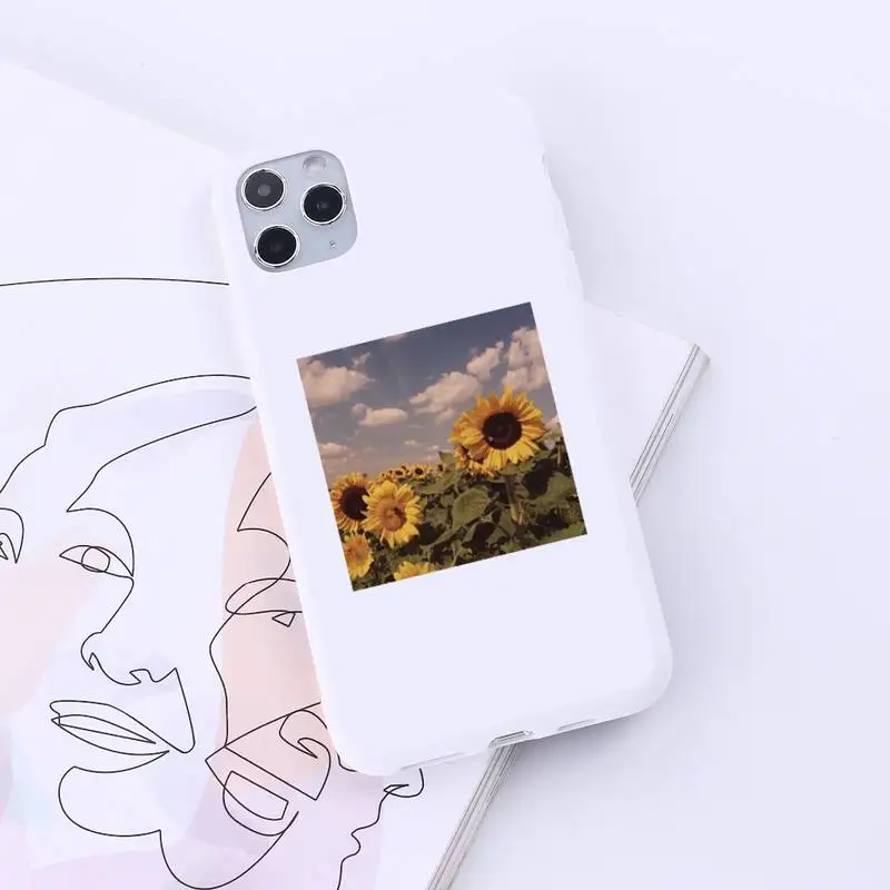 

Aesthetic flower daisy sunflower Phone Case Candy Color for iPhone 6 7 8 11 12 s mini pro X XS XR MAX Plus