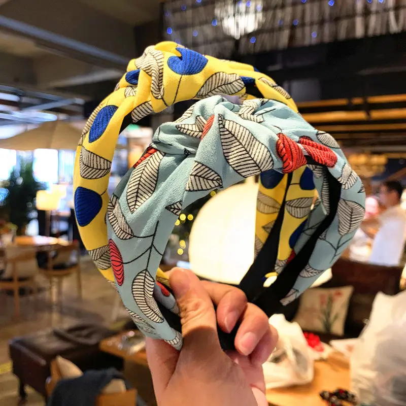 Женский ободок с узлом элегантный ручной работы из ткани принтом в виде листьев