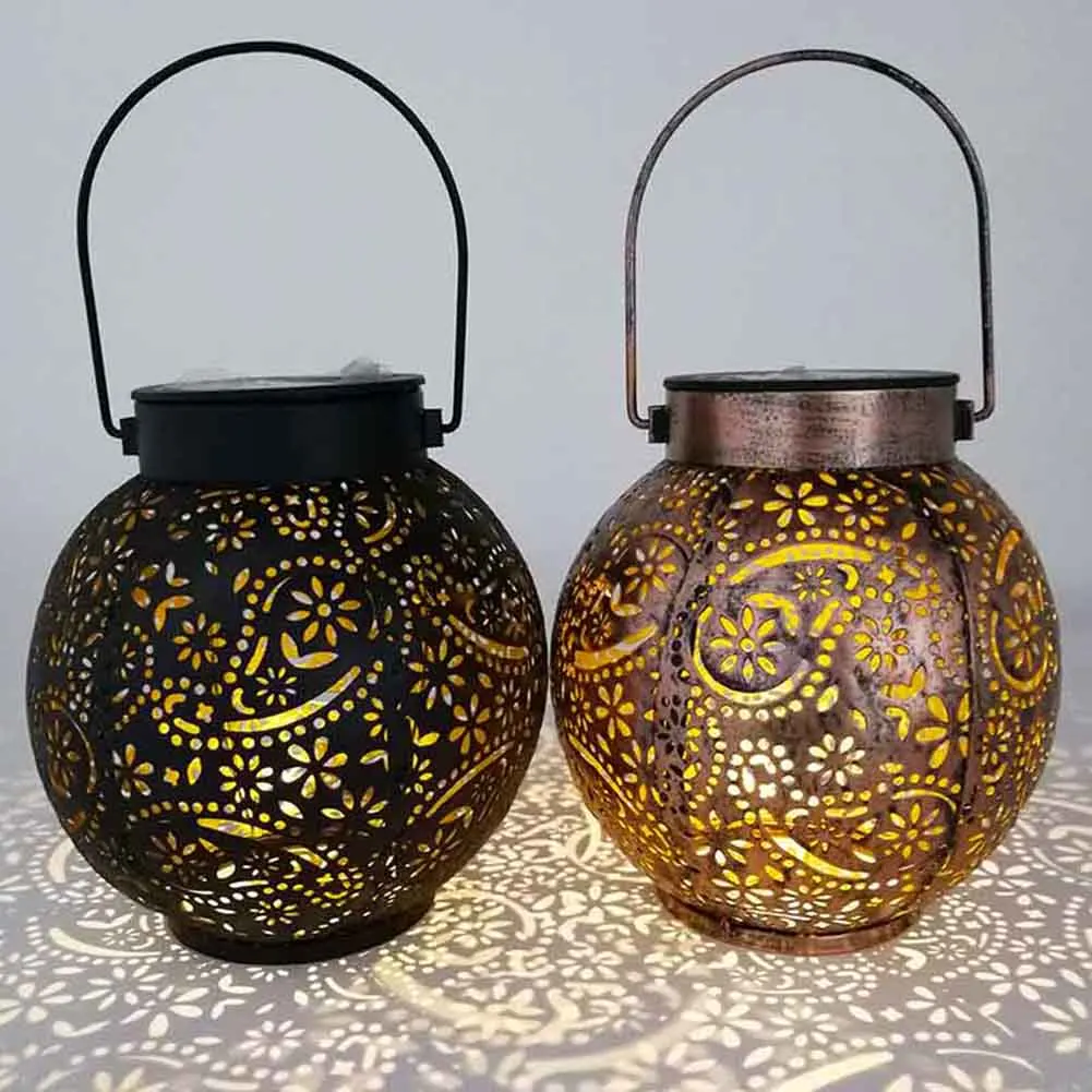 

Retro Hollow Lantern Light LED Solar Lamp Outdoor Projection Out Shadow Hanging Lamps Waterproof Garden Lawn Landscape Decoratio