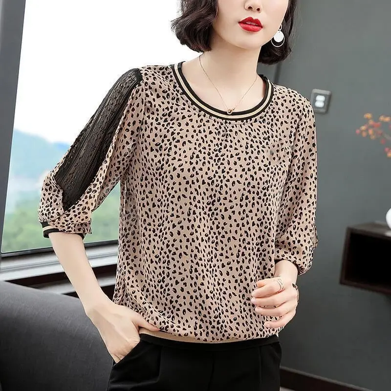 

Leopard Print 3/4 Sleeve Chiffon Shirt Women Round Neck Loose Loose Slim Size Plus Size Lace Pullover Blouses Female Spring