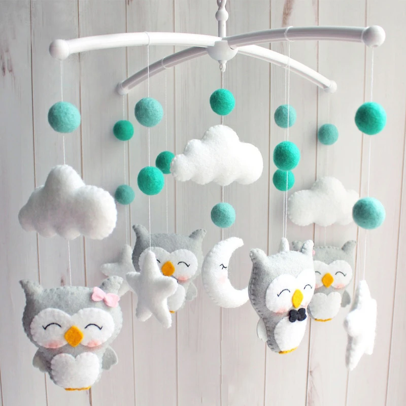 Детские мобильные погремушки на кроватку игрушки с музыкальной коробкой