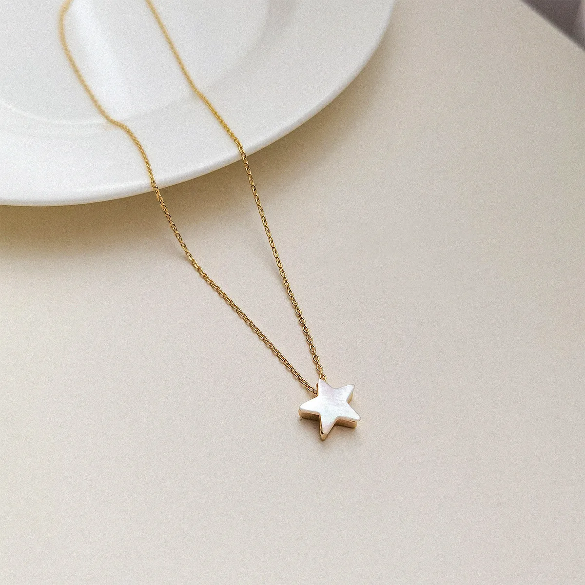 Корейское ожерелье-чокер из ракушек и звезд с позолотой 14 карат латунная цепочка