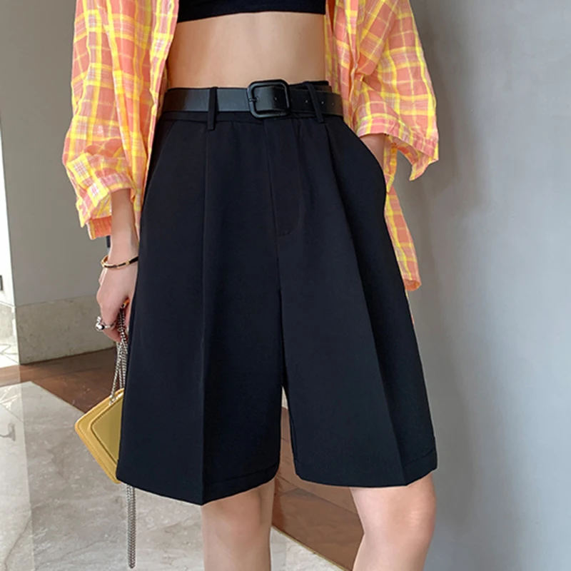 

2021 Fashion Summer Women Shorts Pockets Casual Streetwear High Waist Shorts Women With Belt Loose Wide Leg Shorts Women 11312