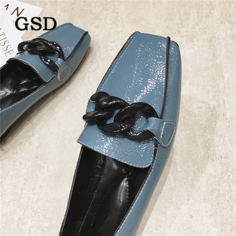 Новый большой Размеры для женщин Дизайнерская обувь с заклепками Женская на