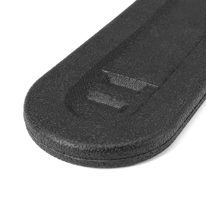 

Scabbard Guide Bar Cover Protect 12 Saw Chainsaw Universal Safety Black Case bar protecting cover scabbard guard for 12" saw