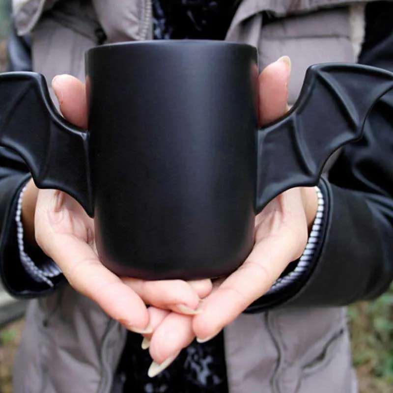 Новейшая креативная кружка с рисунком Бэтмена из керамики/фарфоровой летучей