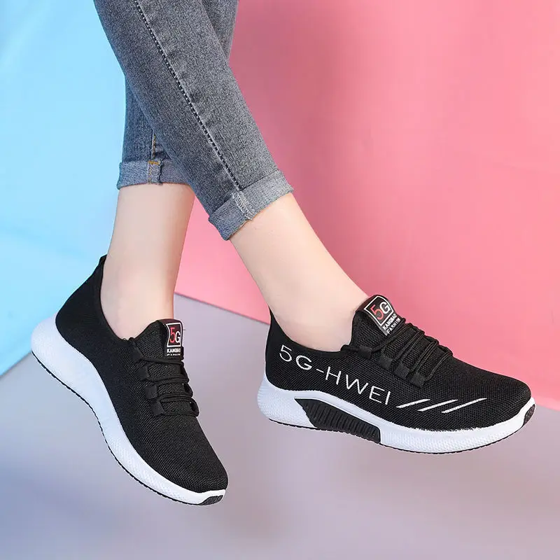 

2021 New Autumn Mother Shoes Old Beijing Cloth Shoes Ladies Flying Woven Sports Shoes Korean Casual Running Shoes