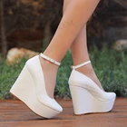 Женские босоножки на танкетке BERZIMER, белые босоножки с ремешком на щиколотке, туфли ручной работы для вечеринки и свадьбы, большие размеры 40, 46, 50, 52