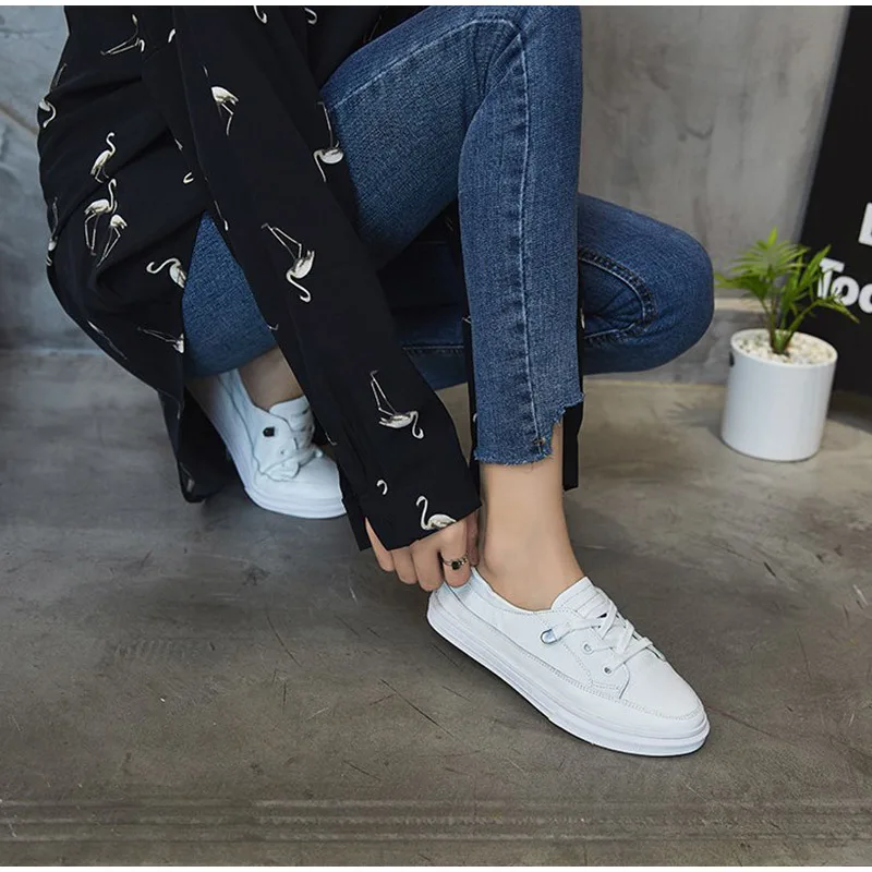 Women Comfy White Flats Pu Soft Leather Ladies Shoes Lace Up Casual Comfort Autumn Vulcanize Fashion Loafers Young Lace-Up