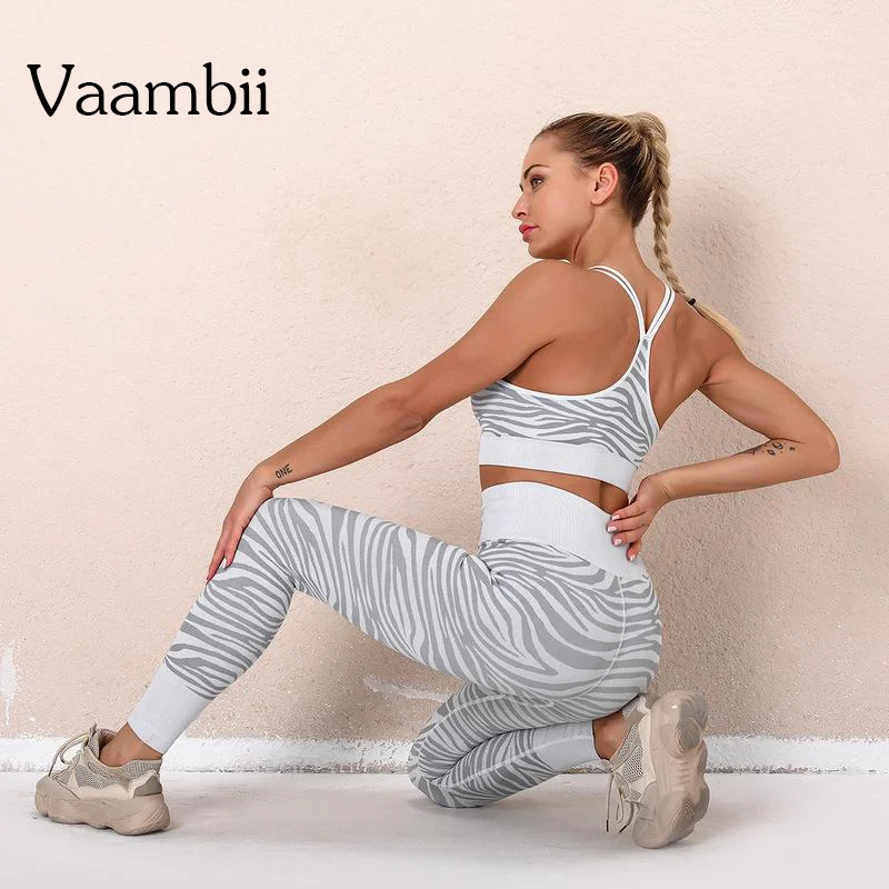 

Женский спортивный костюм в полоску, бесшовная одежда для фитнеса, вязаный комплект, спортивный комплект с бюстгальтером и леггинсами, женс...