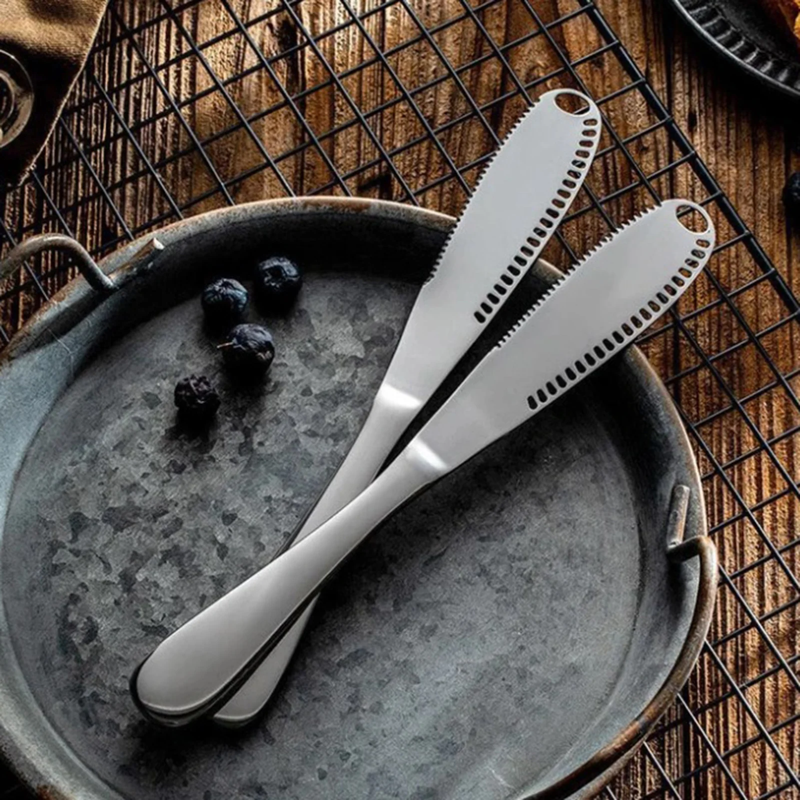 

3in 1 Multifunction Stainless Steel Butter Cutter Knife Cream Knife Western Bread Knife Cheese Spreaders Utensil Knife Tools