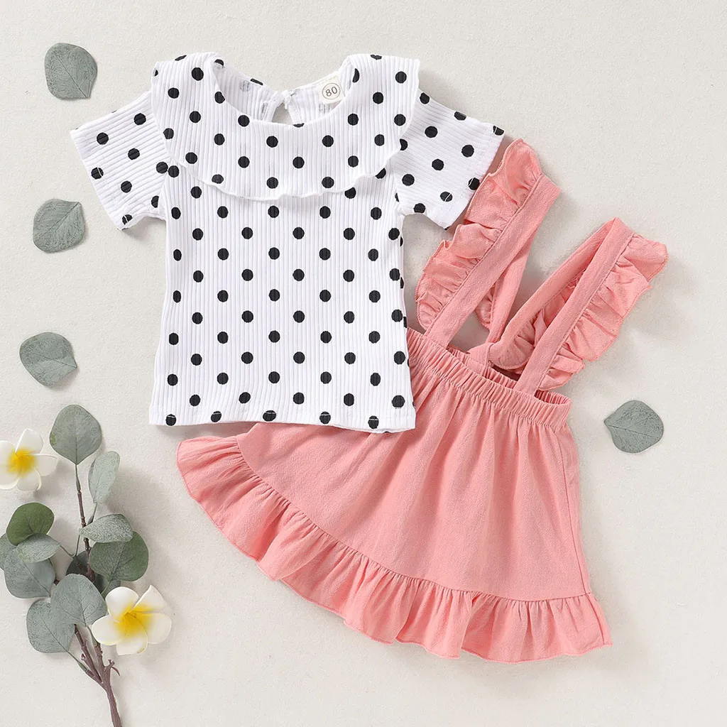Комплект детской одежды в горошек футболка с коротким рукавом и рюшами на шее