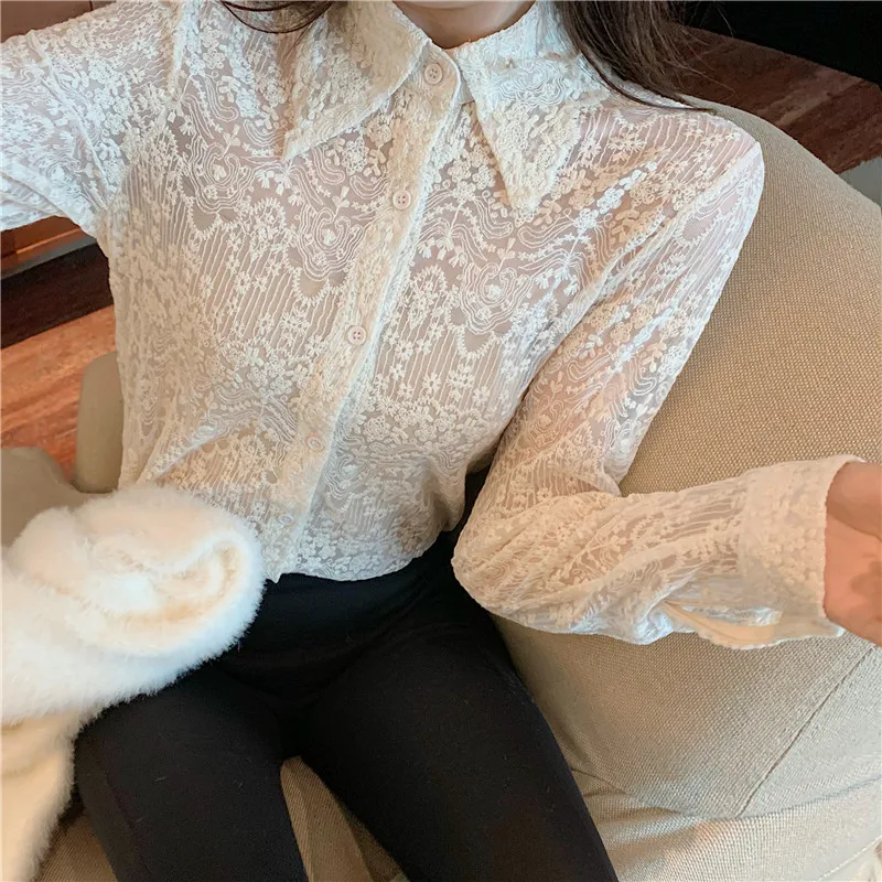 

Fashionable New Style Lace Autumn and Winter Lapel Collar Long Sleeve Inside Casual Top