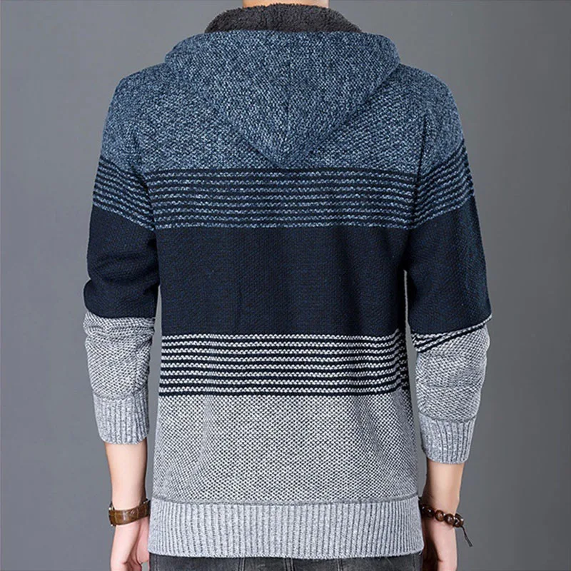 Новейший Мужской осенне зимний свитер с капюшоном мужской повседневный