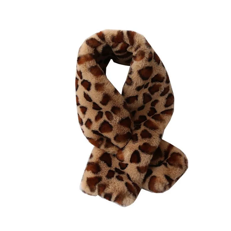 

Leopard Print Wool Scarf Cross Warm Thickened Plush Scarf for Women