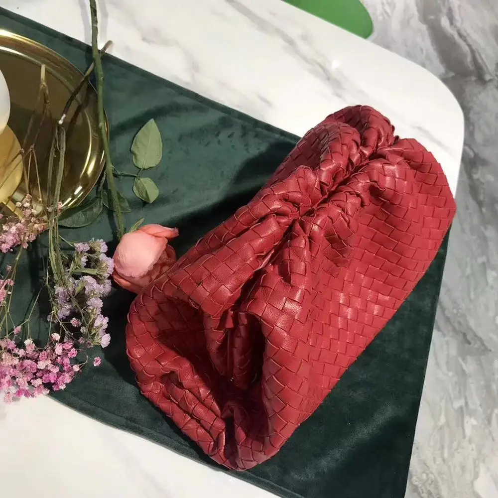 Woven Pouch Bag Clutch Fashion Top Designer High Quality Handbag Weave Leather Genuine Pairs Show clutch |