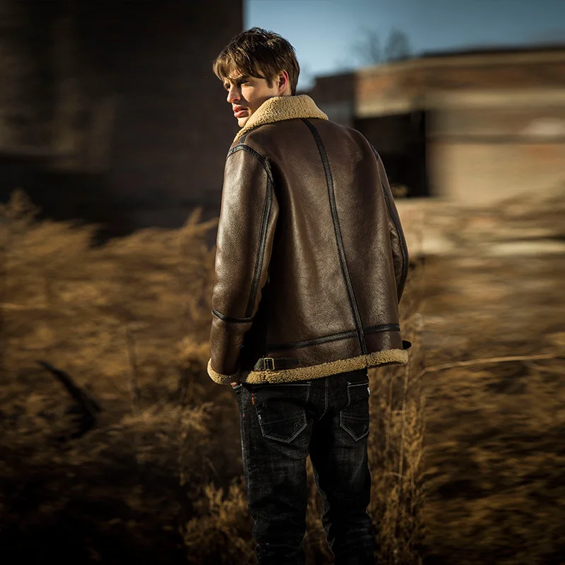 Мужская куртка-бомбер из натуральной овечьей кожи в стиле милитари | одежда